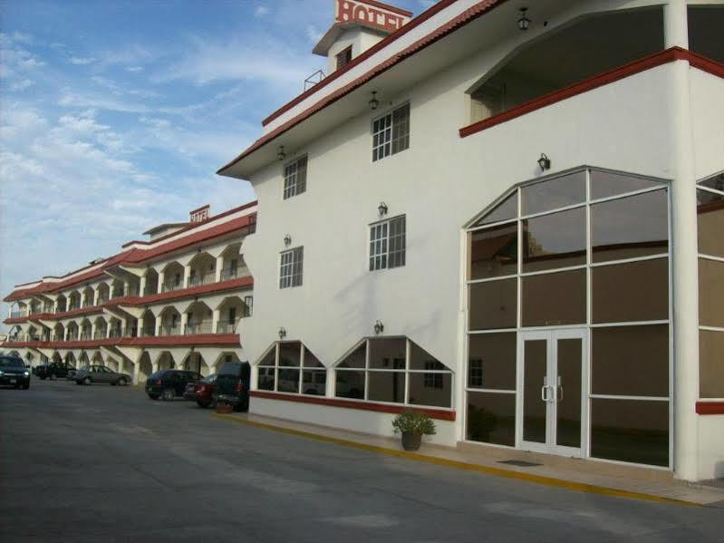 Hotel Go Inn モンクローバ エクステリア 写真
